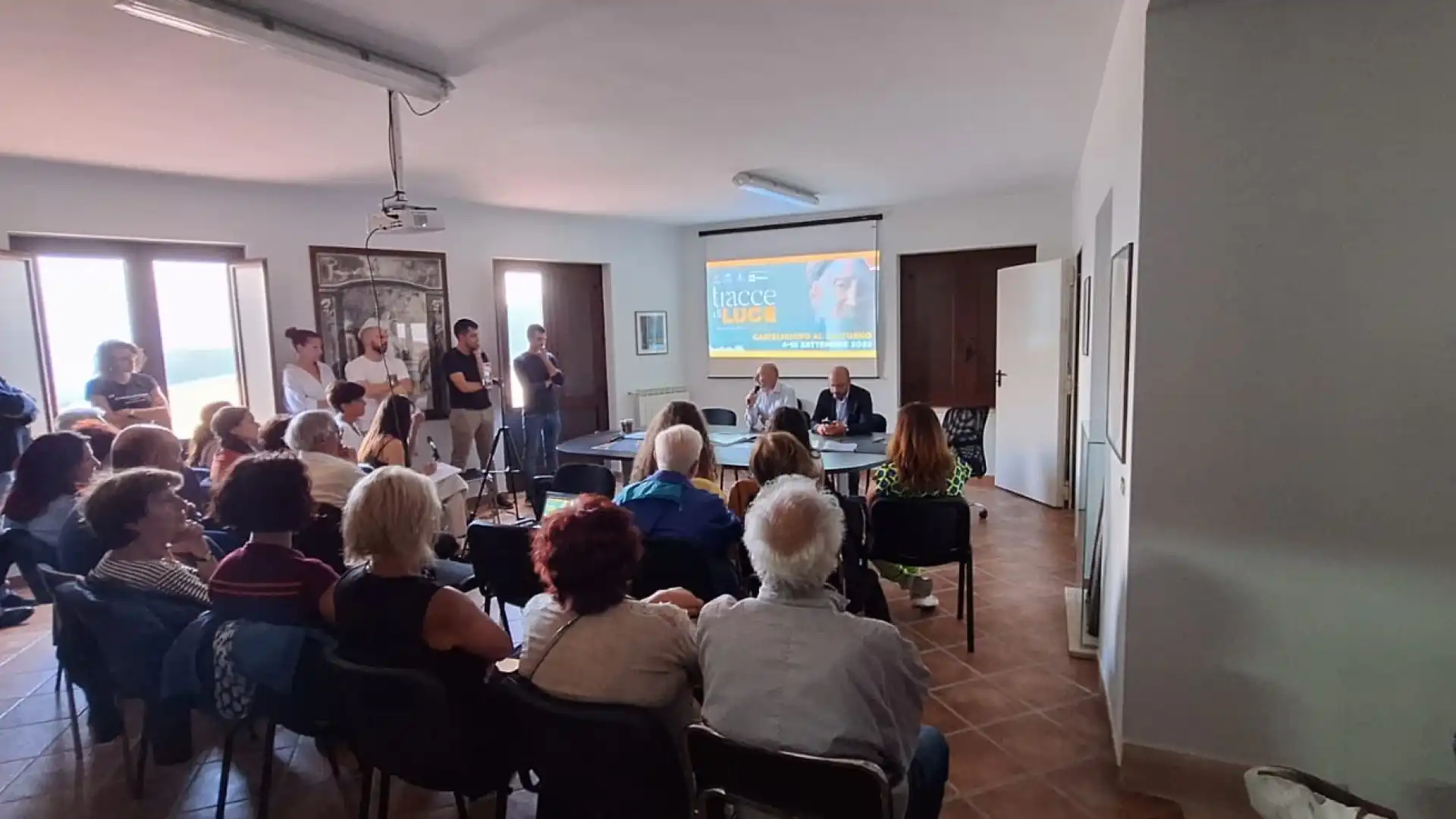 Presentata la prima edizione di "Tracce di Luce", evento promosso dal Cisav dedicato alla scoperta di Charles Moulin. Rivedi la conferenza stampa